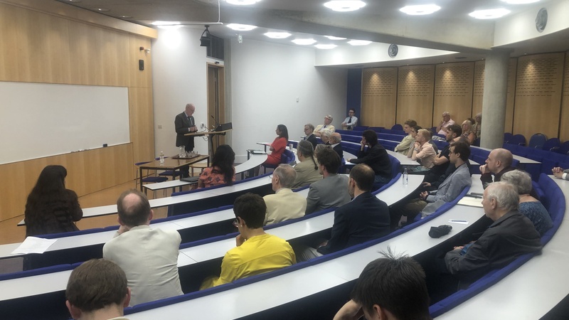 Kevin Corrigan speaking at his booklaunch.